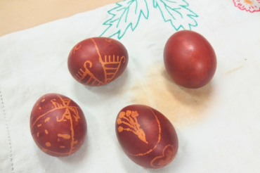 Warsztaty tradycyjnych technik zdobienia jajek na Wielkanoc